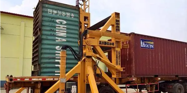 内贸粮食运输，散装船与海运集装箱船价钱比照