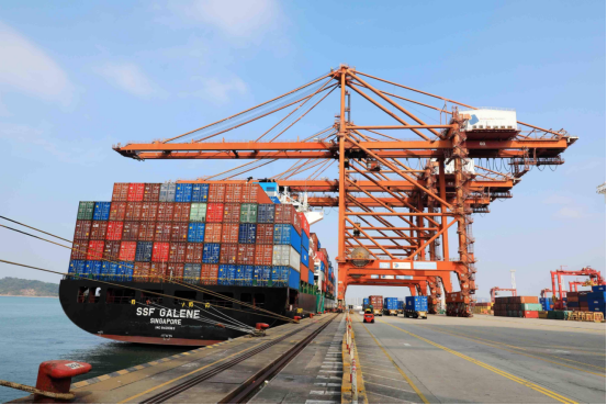 内贸水路运输：本钱与绿色的优势，及速率的挑战